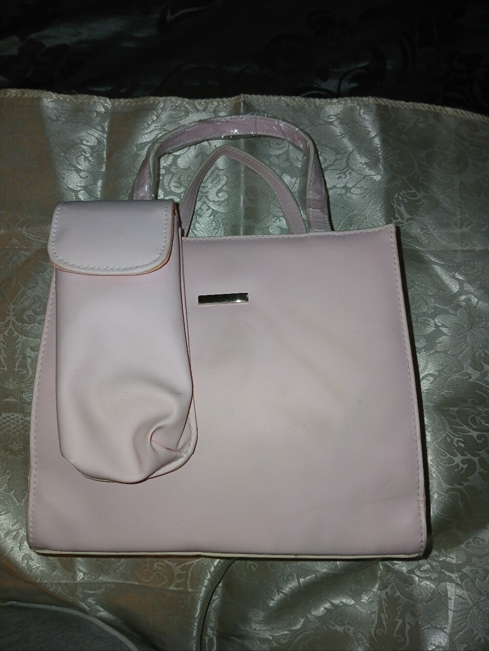 NWT Women's Pale Pink Structured Purse with Phone Case & Card Holder.